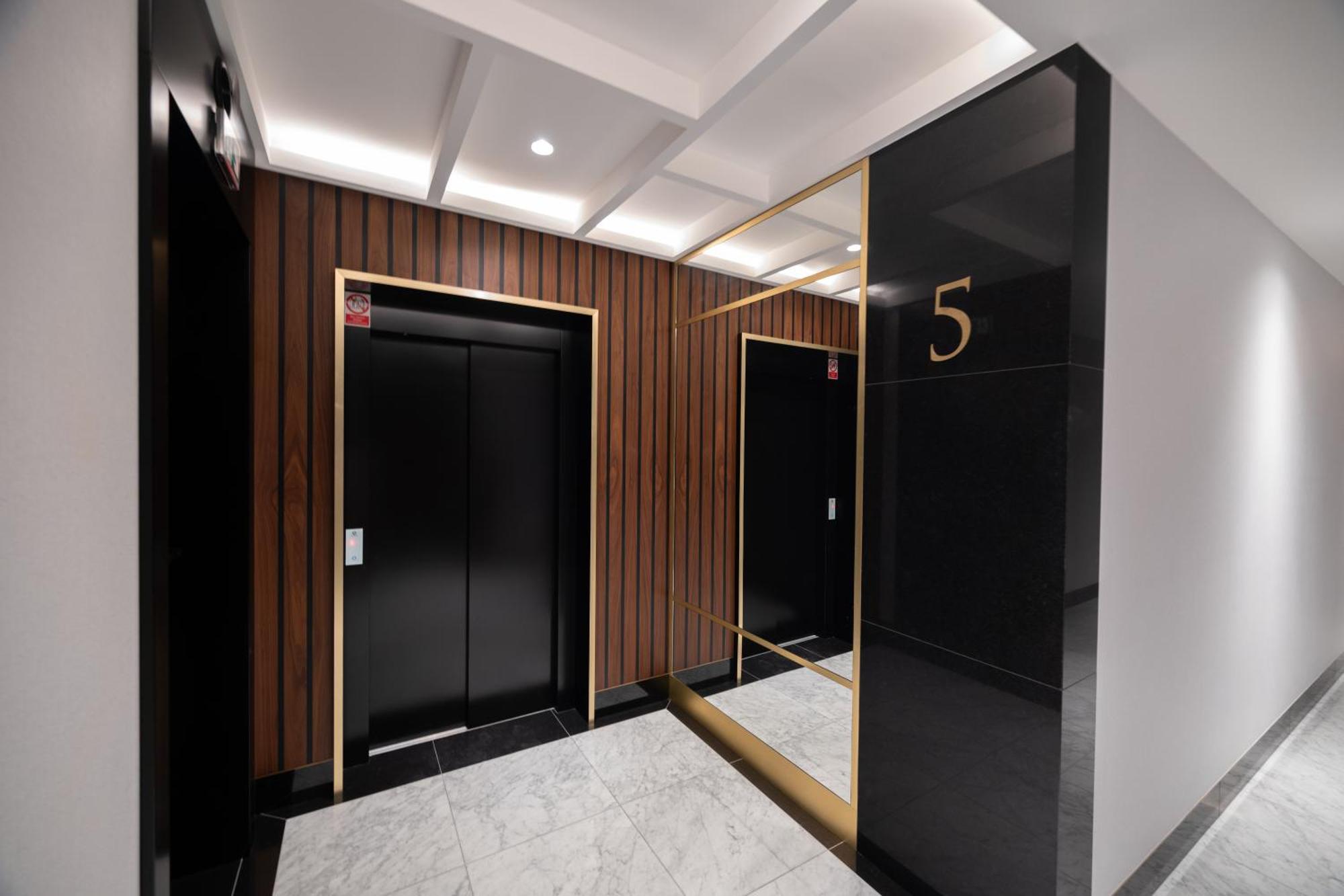 Brabank Riverside Stara Stocznia Premium Sauna & Gym Appartamento *